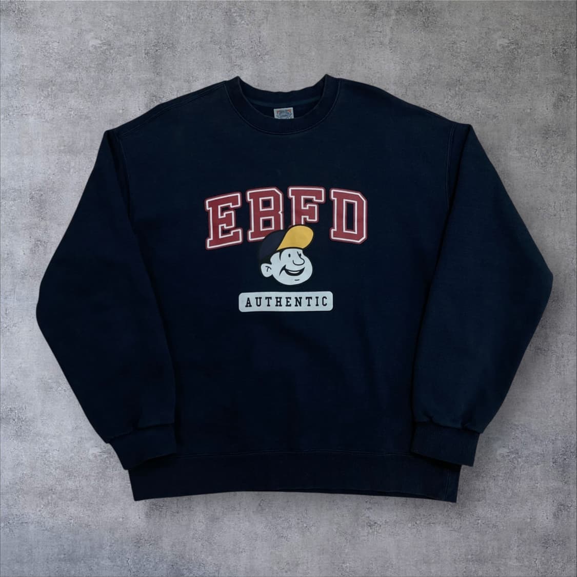 이벳필드 빅로고 네이비 맨투맨 상품이미지1