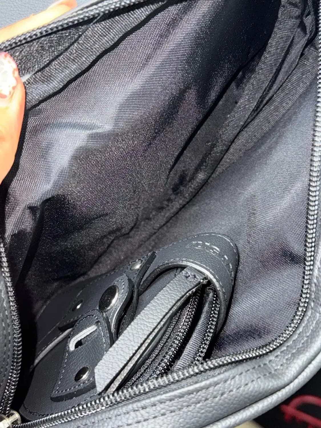 이우가마카라스 H-Buckle Holster Bag 버클 크로스백 상품이미지5