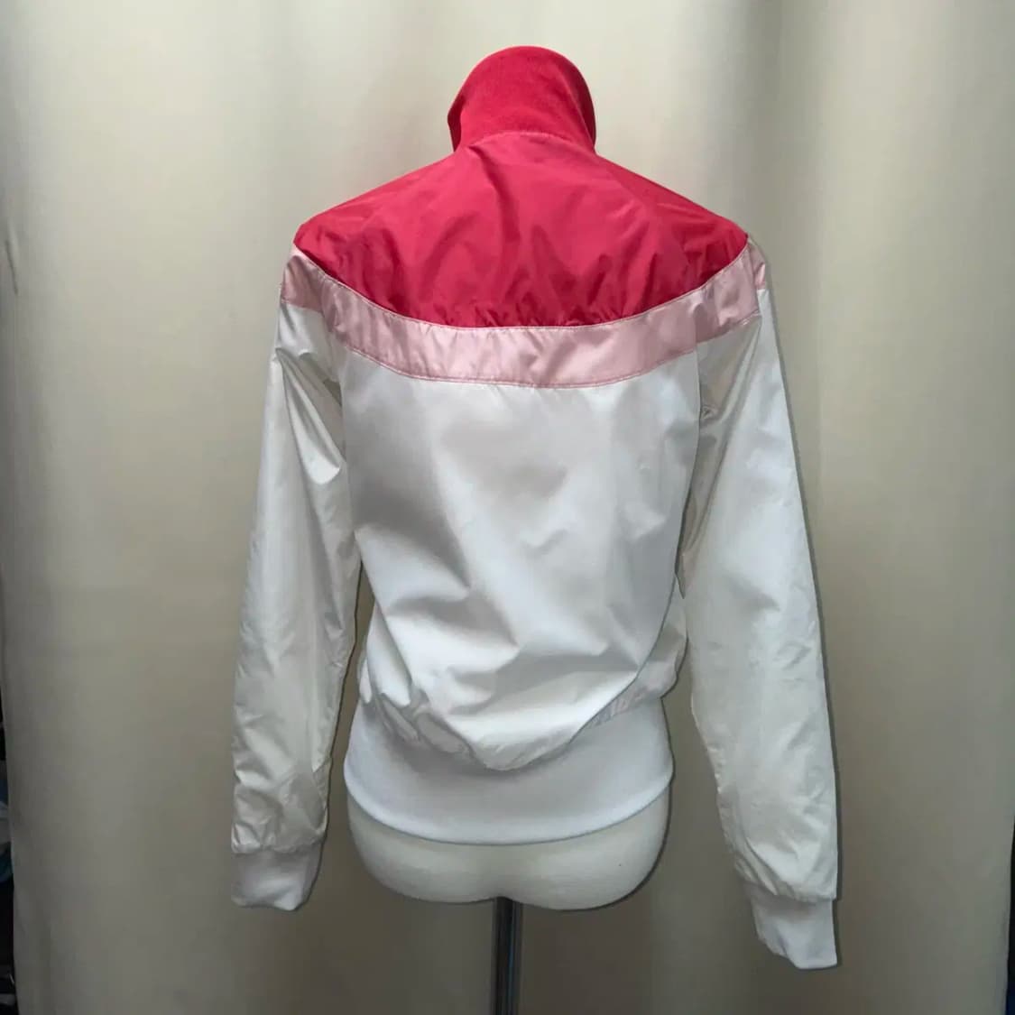NIKE 나이키 화이트 핑크 바람막이 상품이미지4