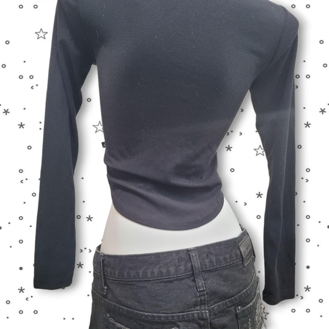 어반드레스 비바셔스 로고 볼레로 탑 슬림 긴팔 티셔츠 상품이미지7