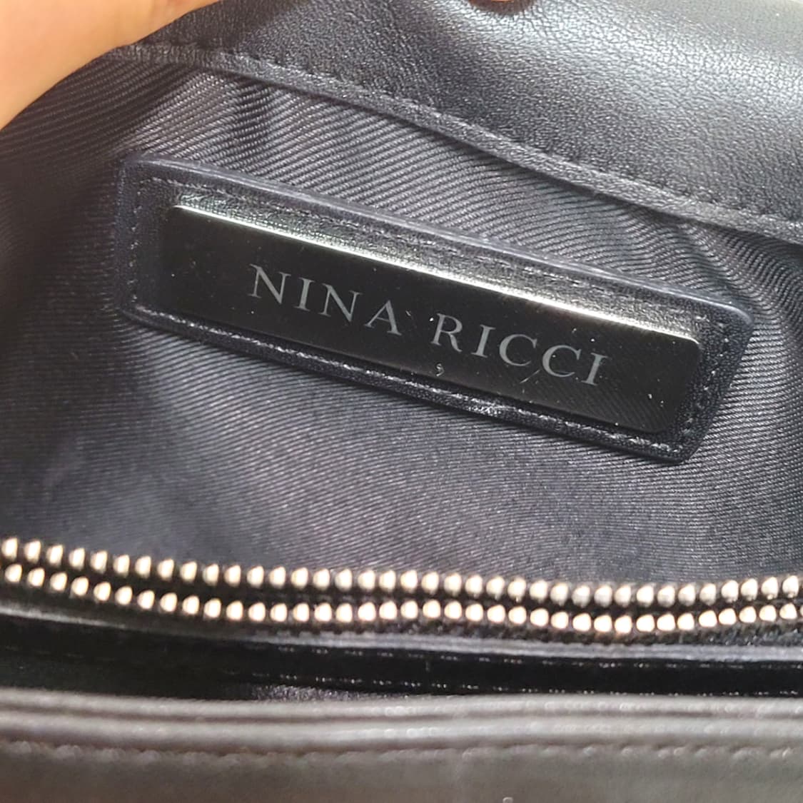 NINA RICH 니나리치 드레이프 레더 리본 플랩 백 상품이미지10