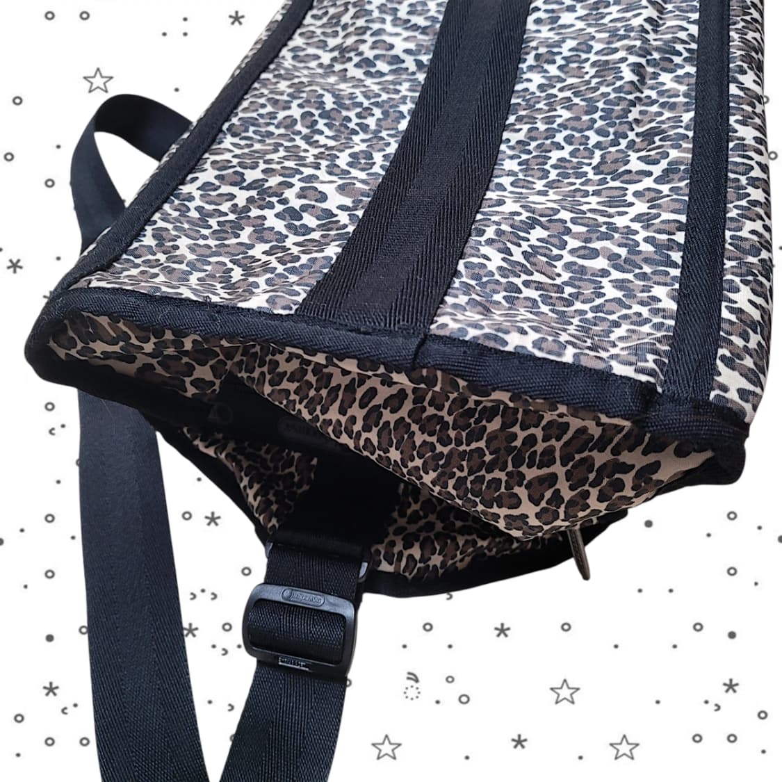 LeSportsac 레스포삭 레오파드 호피무늬 크로스백 상품이미지6