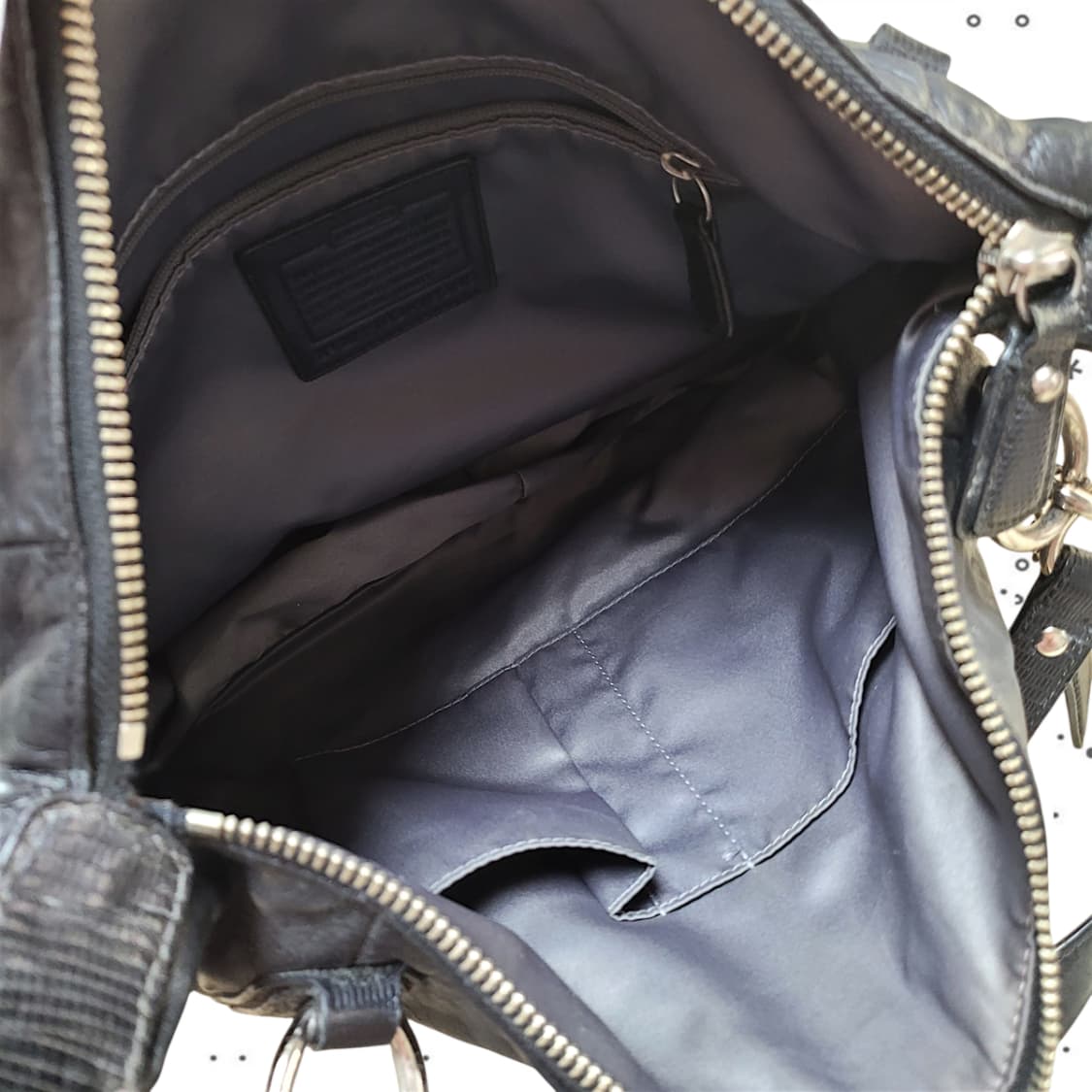 Coach 코치 블랙 레더 사첼 숄더백 상품이미지10