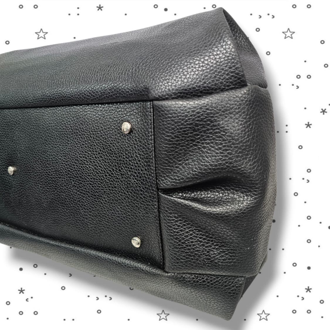 Vivienne Westwood 비비안웨스트우드 펀칭 로고 토트백 상품이미지7