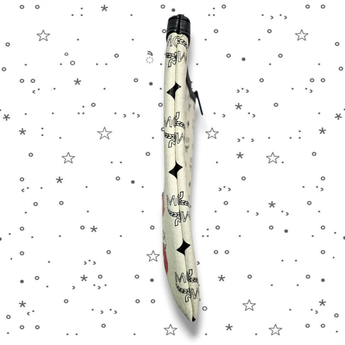 MCM X VOUGE 엠씨엠 보그 40주년 레드 키스 클러치백 상품이미지3