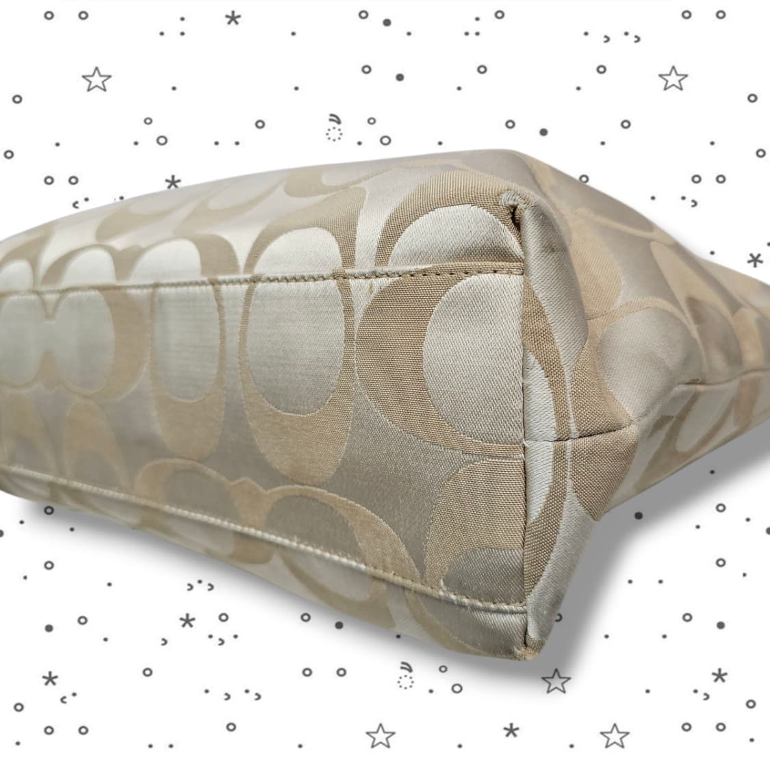 COACH 코치 로라 시그니처 토트백 화이트 골드 상품이미지6