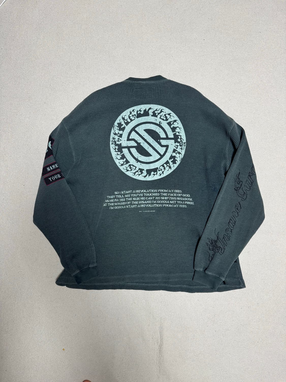 인세인개러지 스카잔 와플 롱슬리브 1사이즈 상품이미지2