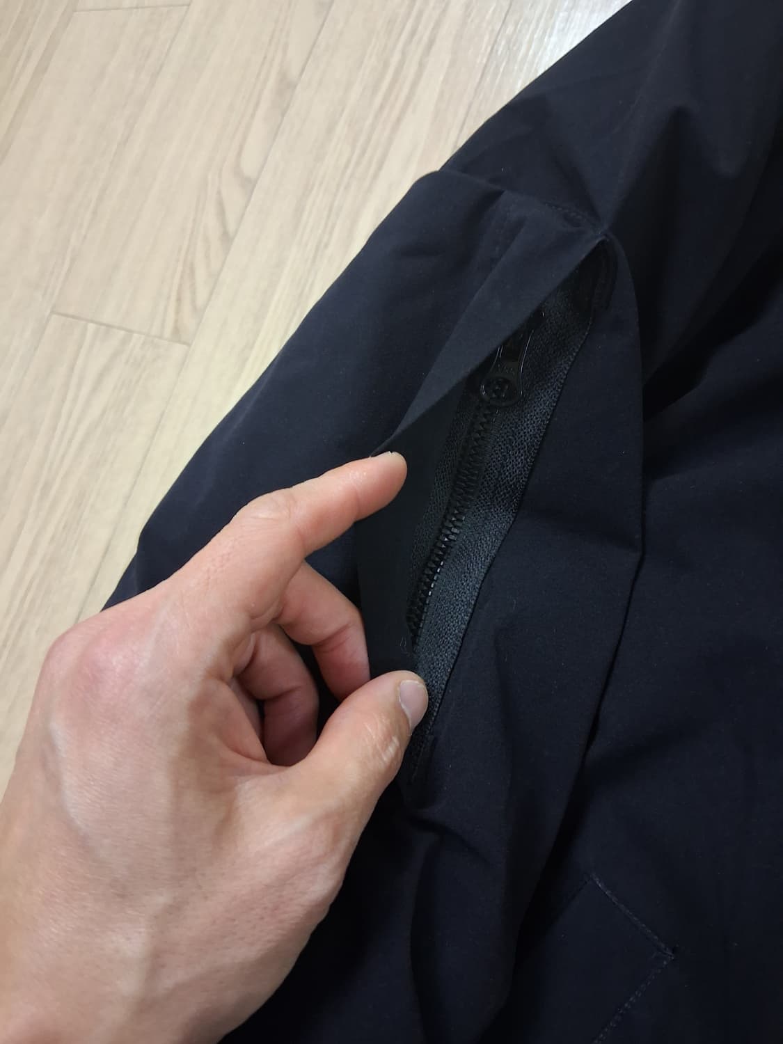 Y-3 스컬 그래픽 페디드 봄버 M (95~100) 상품이미지4