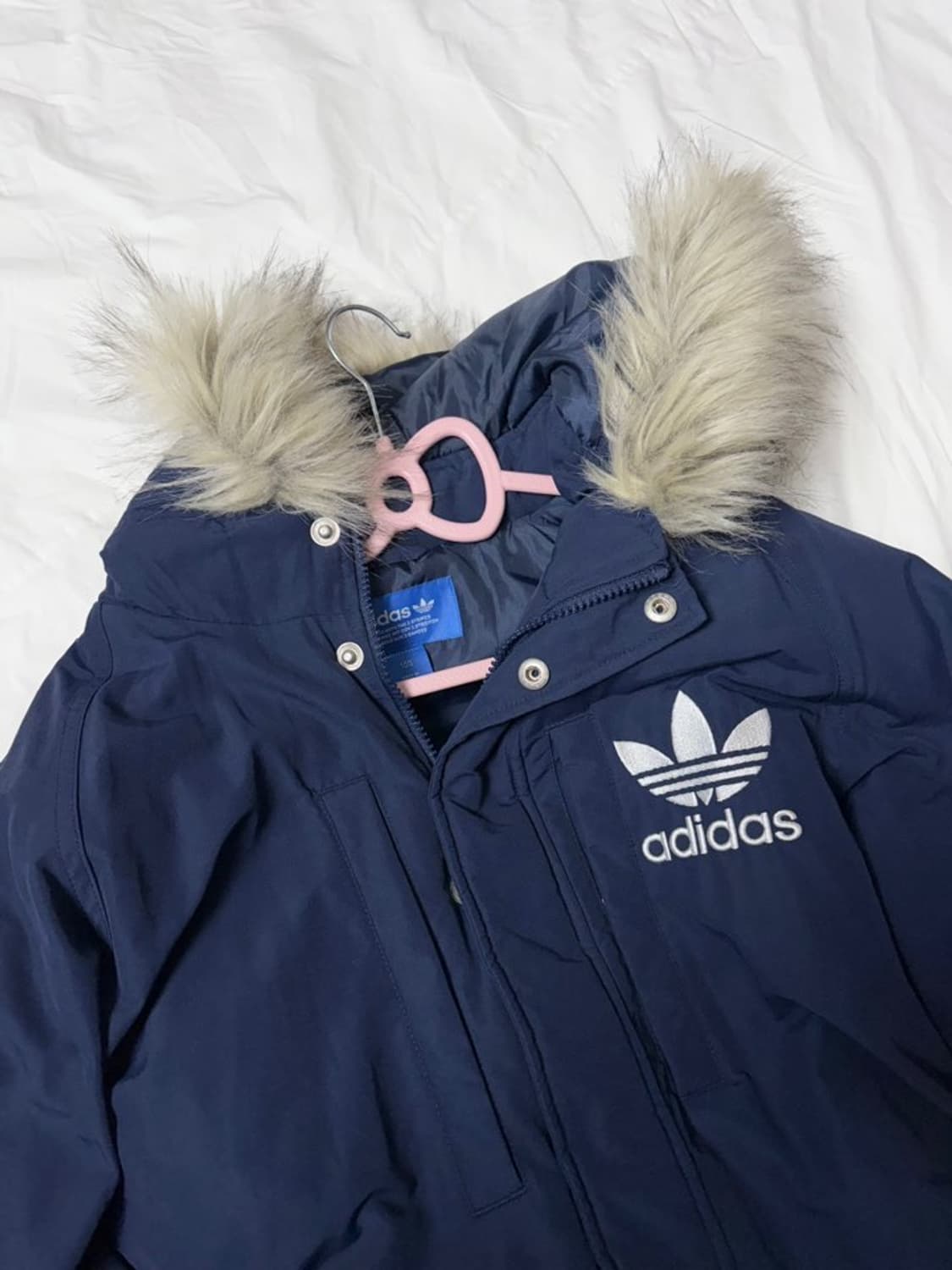 아디다스 퍼 미디움 패딩 상품이미지2