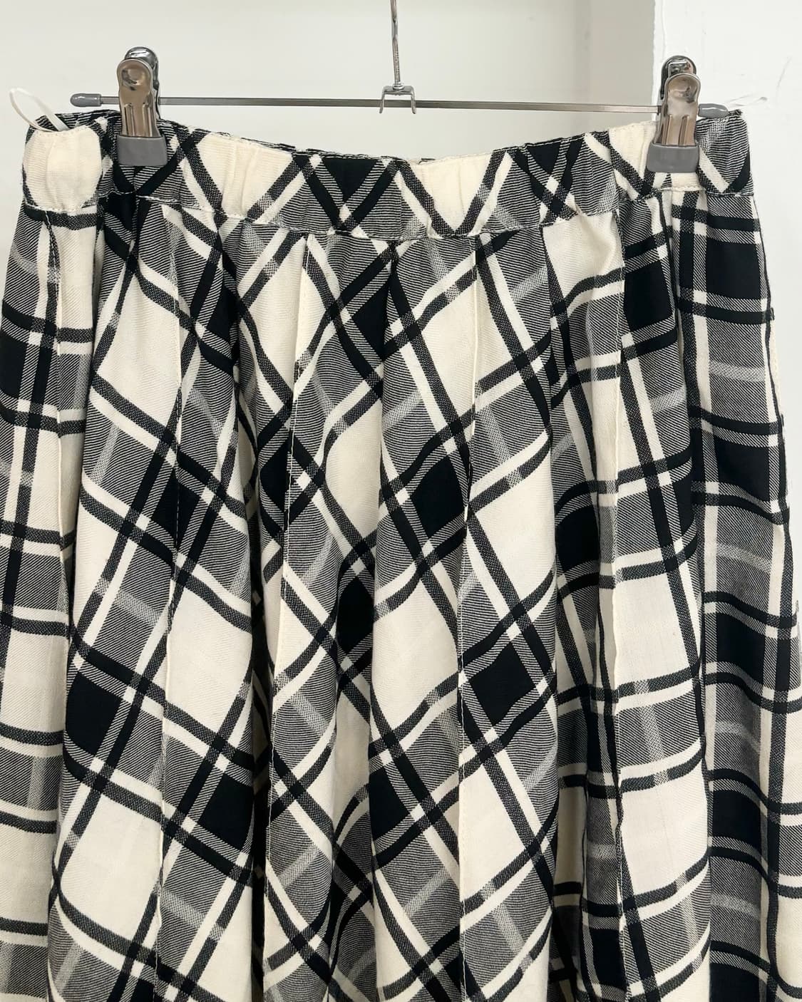 꼼데 가르송 체크 플레어 롱 스커트 상품이미지5