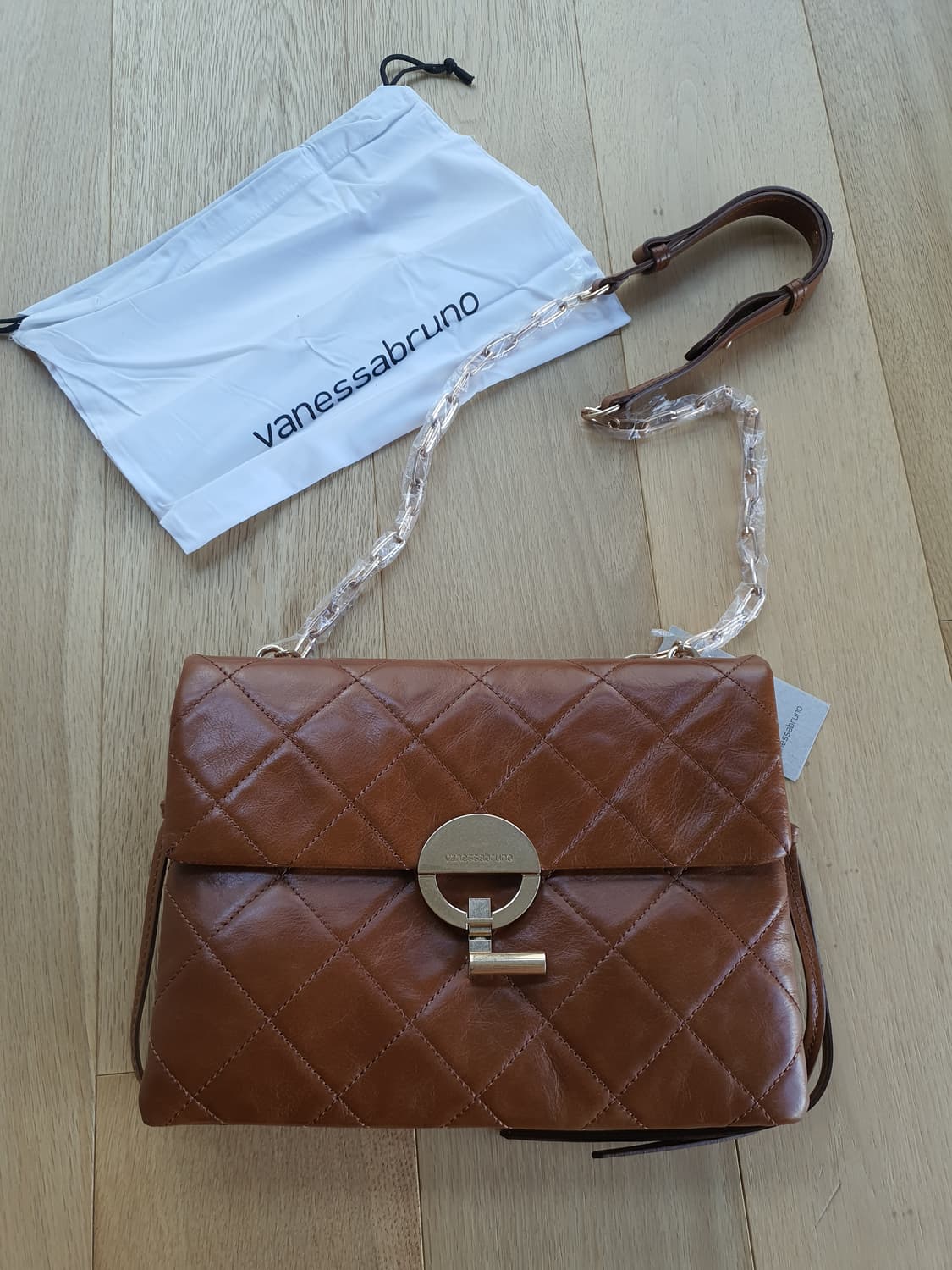 (새상품) 바네사브루노 메탈체인 문백  상품이미지5