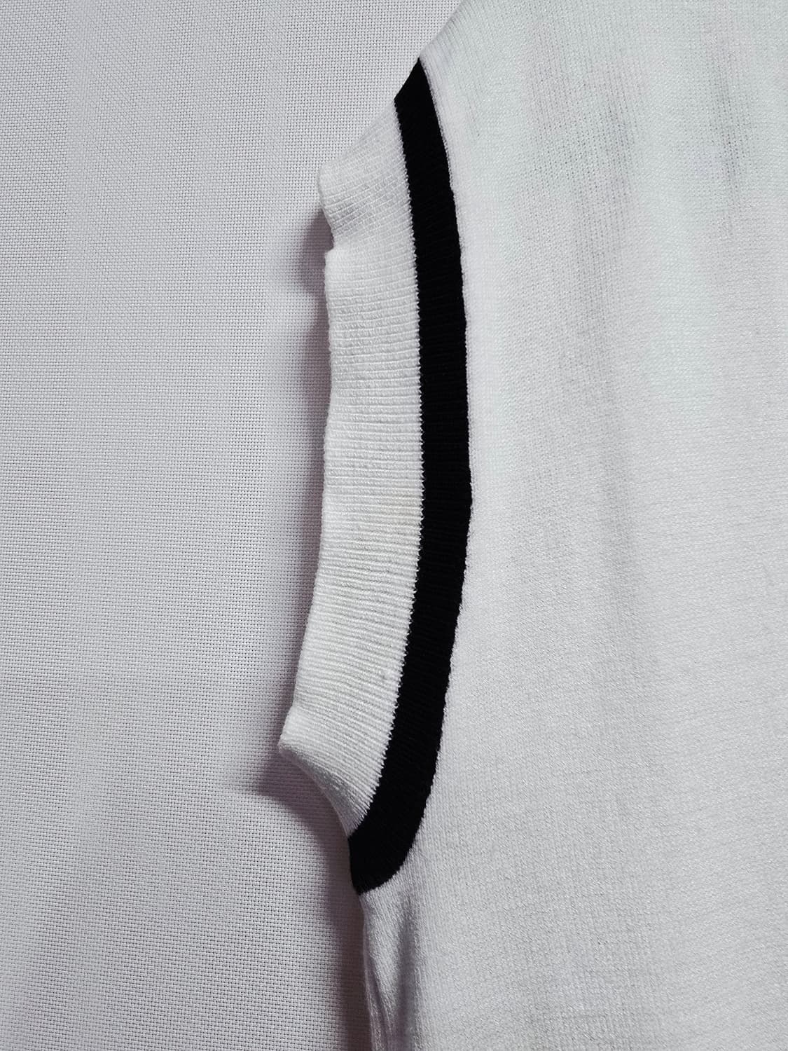 에고이스트 화이트 V넥 니트 조끼 상품이미지3