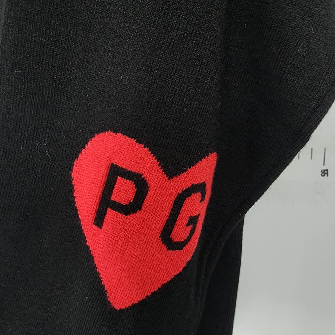 파리게이츠 하트 블랙 니트 상품이미지4