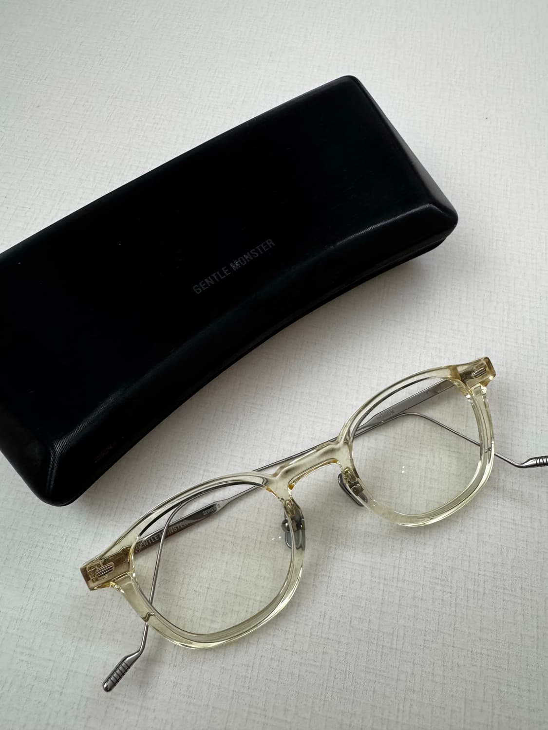 젠틀몬스터 EDDY 안경 상품이미지1