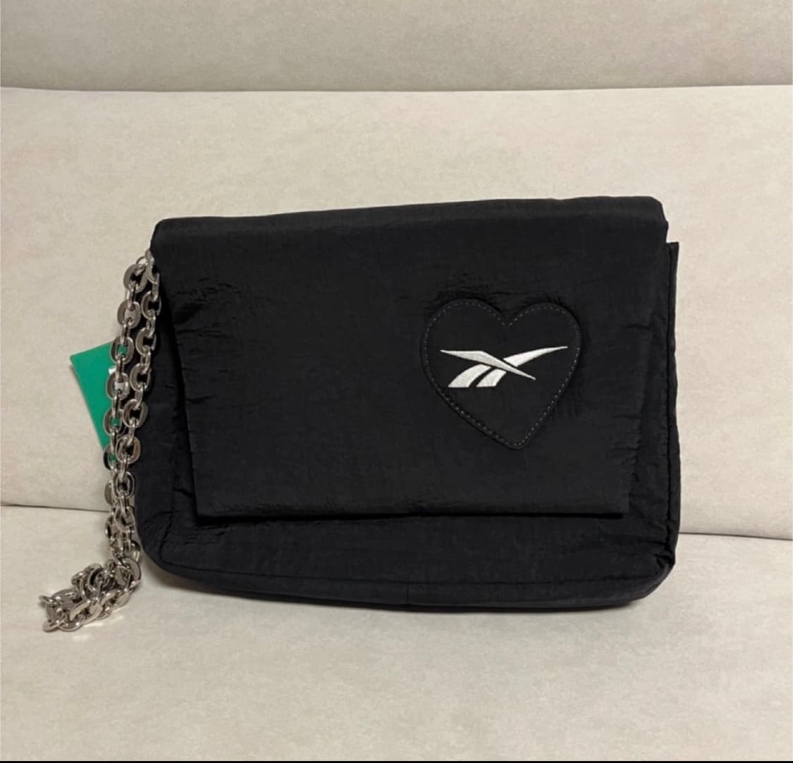 켈리인서울 켈리즈 패딩백 숄더백 체인백 블랙 상품이미지1