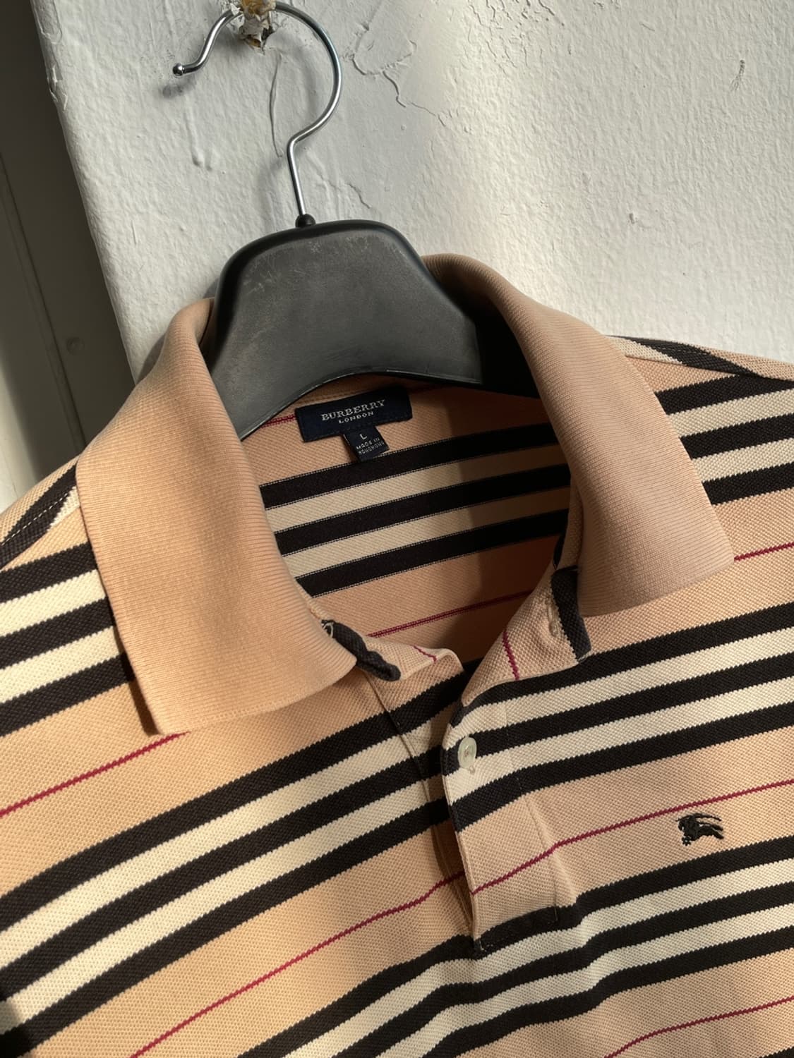 버버리 크레스트 로고 카라 티셔츠 상품이미지5