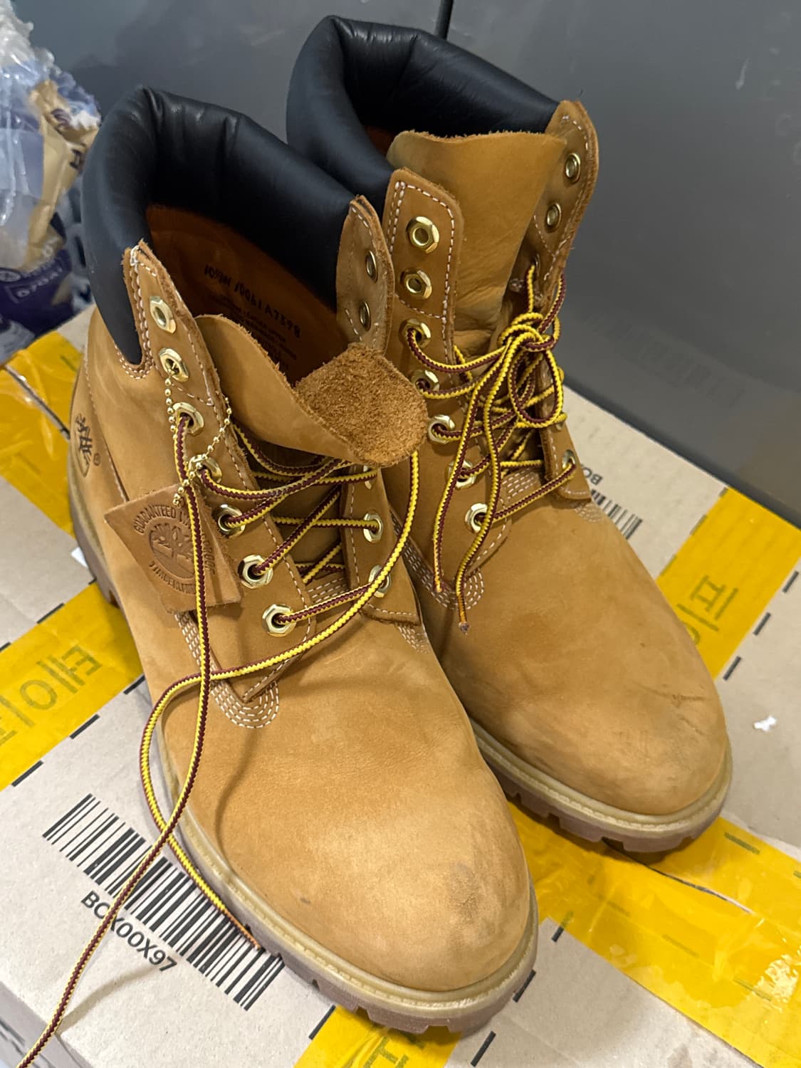 팀버랜드 6인치 부츠 285사이즈 판매합니다-! 상품이미지2