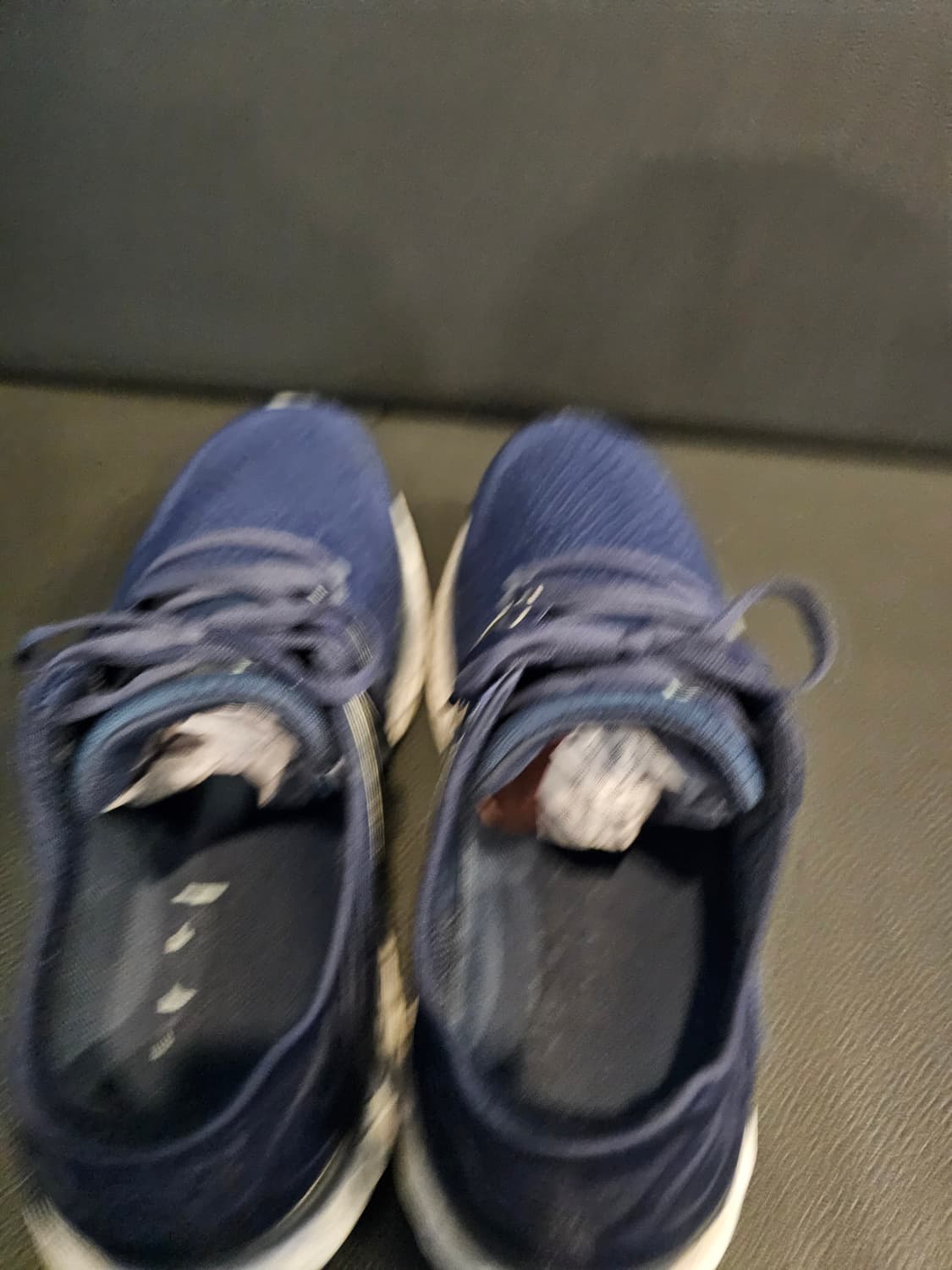 뉴발란스 Fresh Foam 런닝화 네이비 상품이미지6