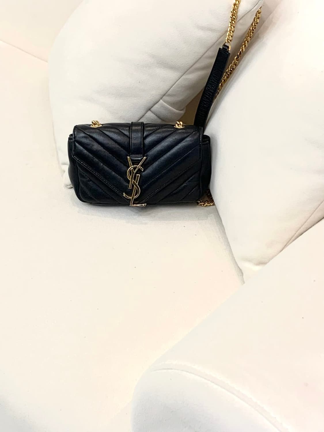 생로랑 클래식 모노그램 베이비 크로스백 (정품) 상품이미지1