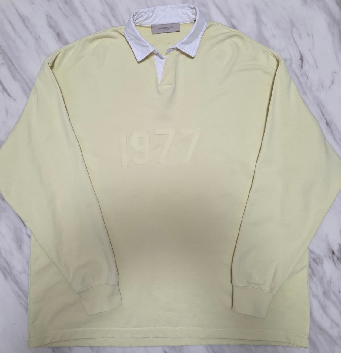 피오갓에센셜 1977 헨리넥 롱슬리브 상품이미지1