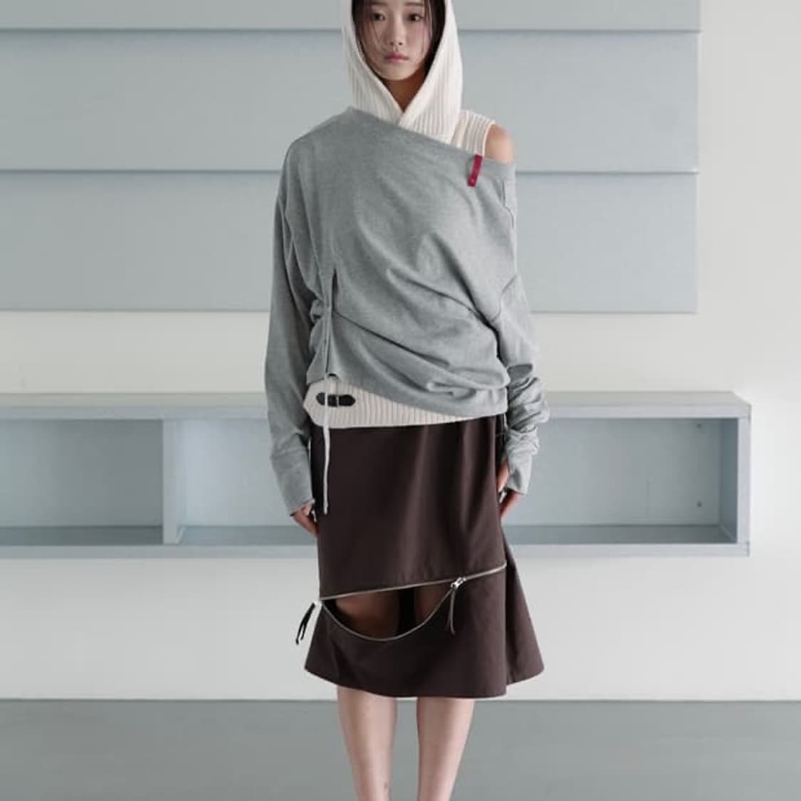 Yinandyang 인앤양하모니 그레이 웜업 탑 상품이미지2