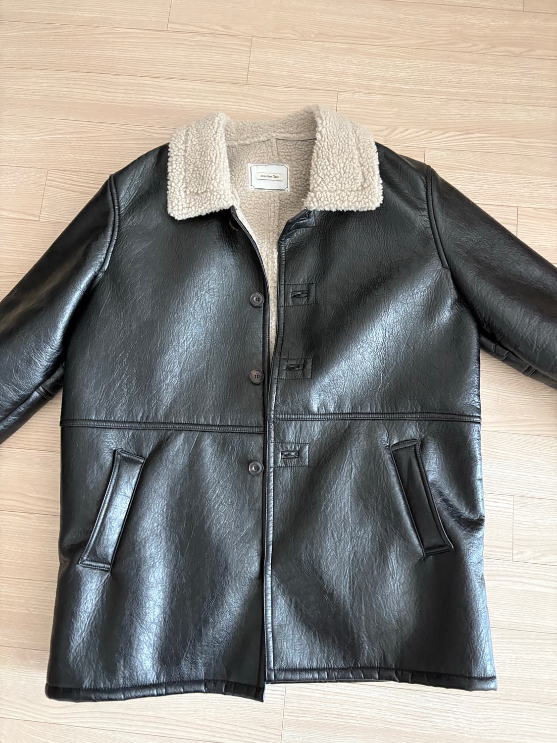 오버듀플레어 빈티지크랙 무스탕 상품이미지8