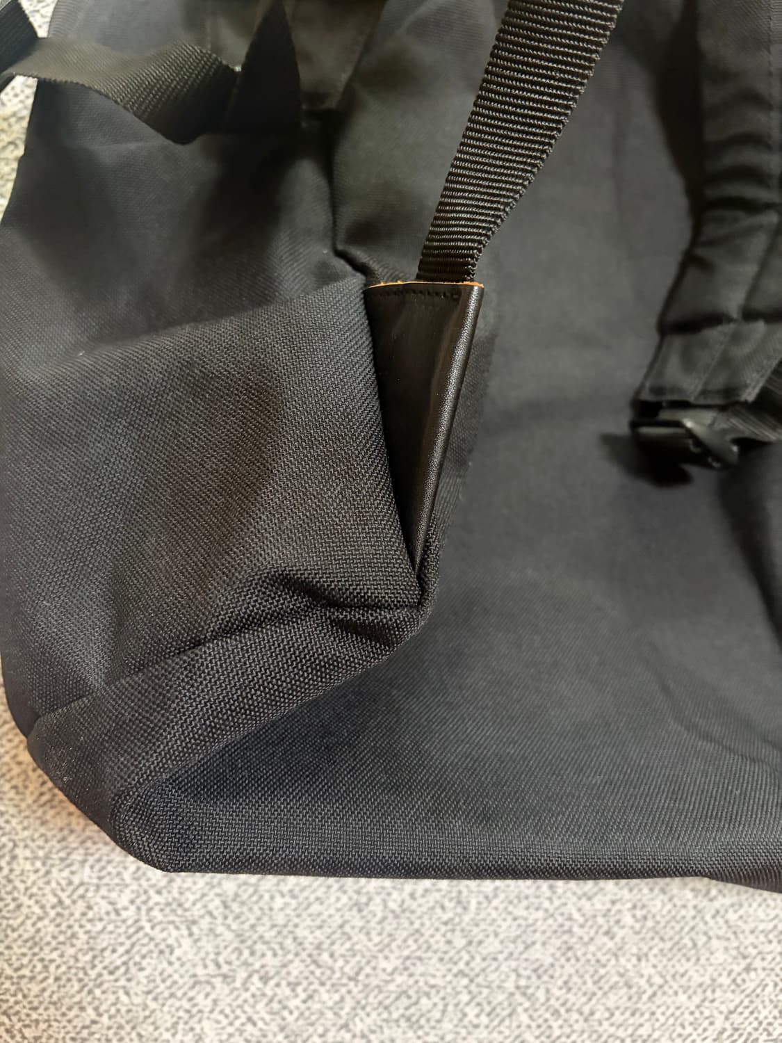 꼼데가르송 옴므플러스 백팩 라지 상품이미지7