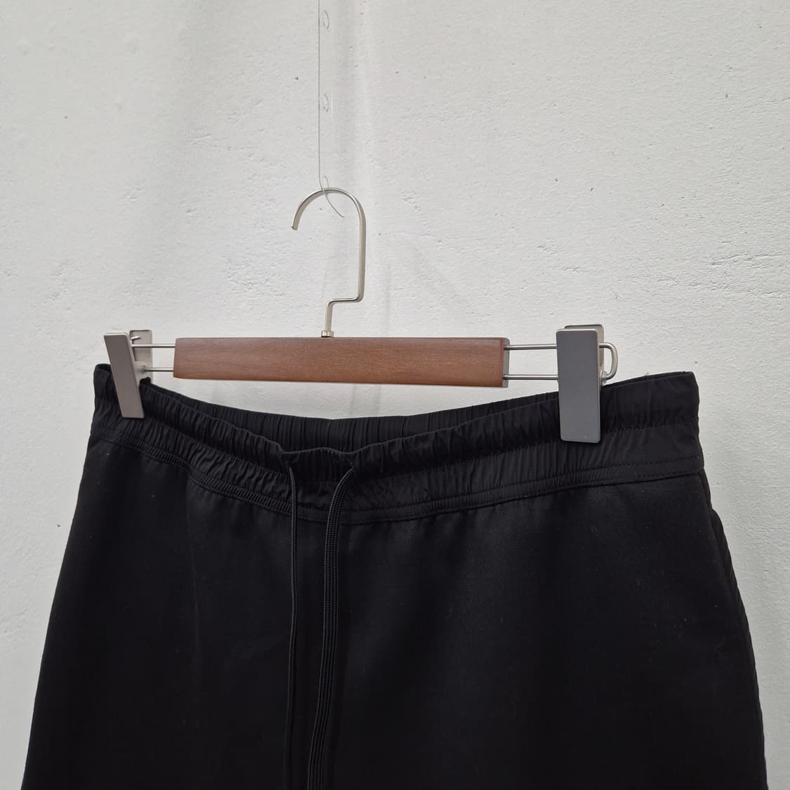 띠어리 커티스 드로스트링 반바지 M 상품이미지2