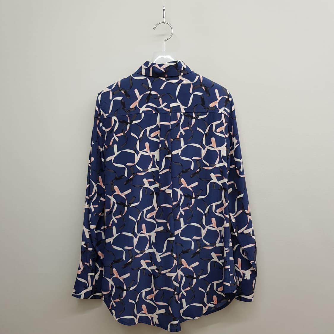 이큅먼트 실크 소재 패턴 셔츠 블라우스 XS사이즈 상품이미지4
