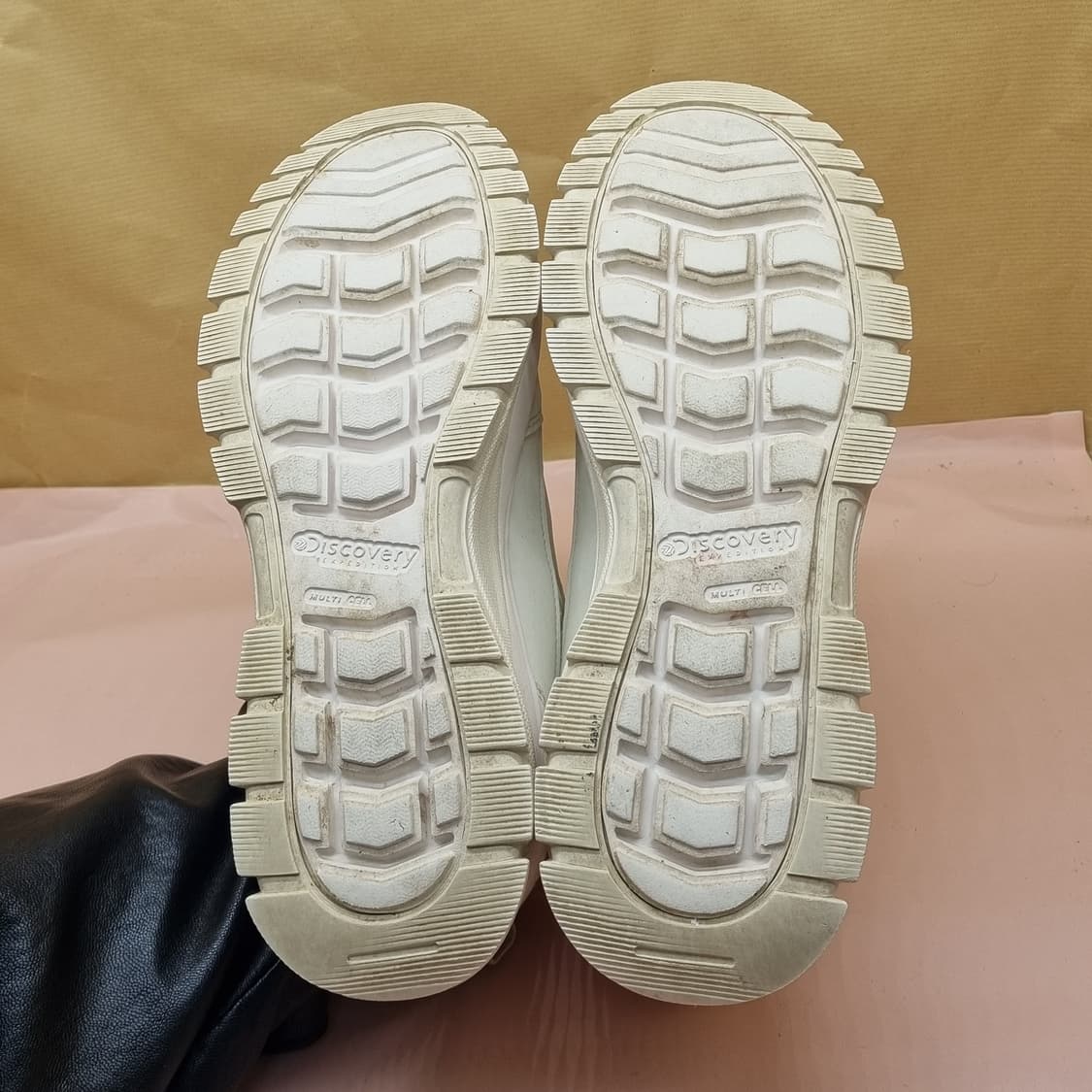 디스커버리 브릭 운동화 250 상품이미지3