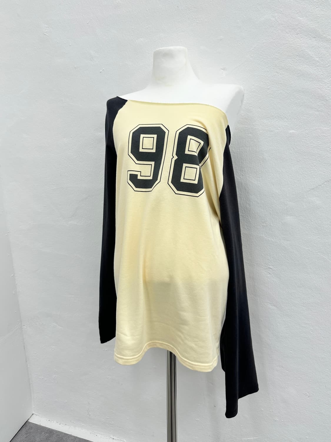 Vintage one shoulder tee 상품이미지2