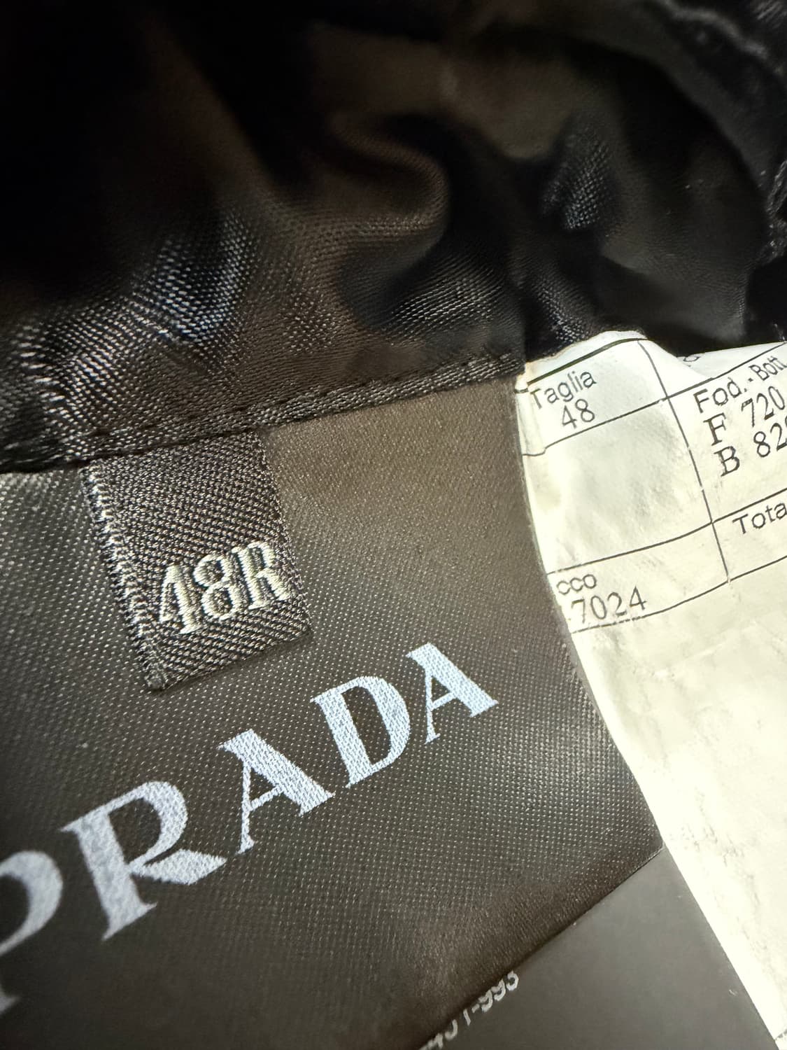 프라다 싱글 브레스티드 캐시미어 코트 (100) 상품이미지9