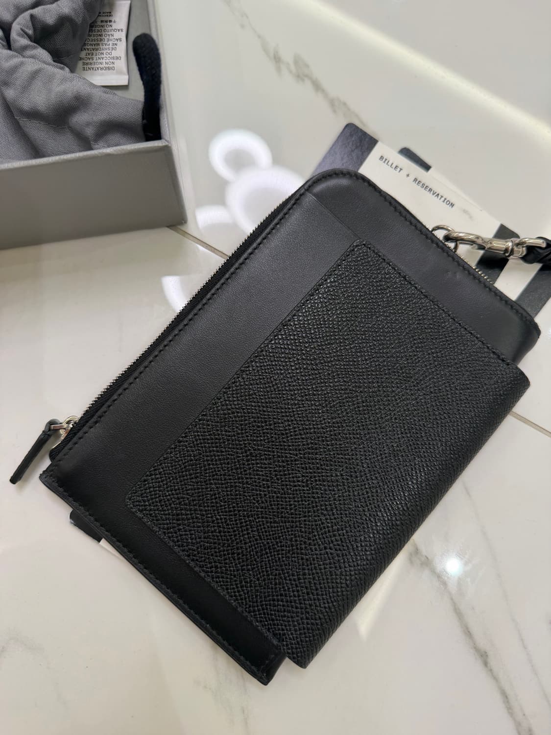 발렌시아가 패스포트 지갑 상품이미지6