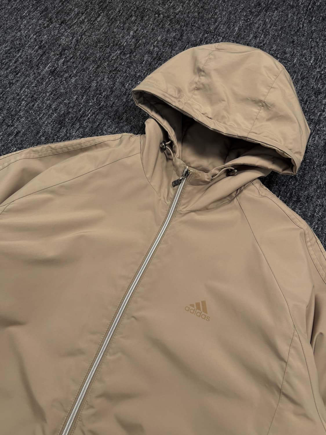 아디다스 베이지 올드스쿨 바람막이 자켓 상품이미지3