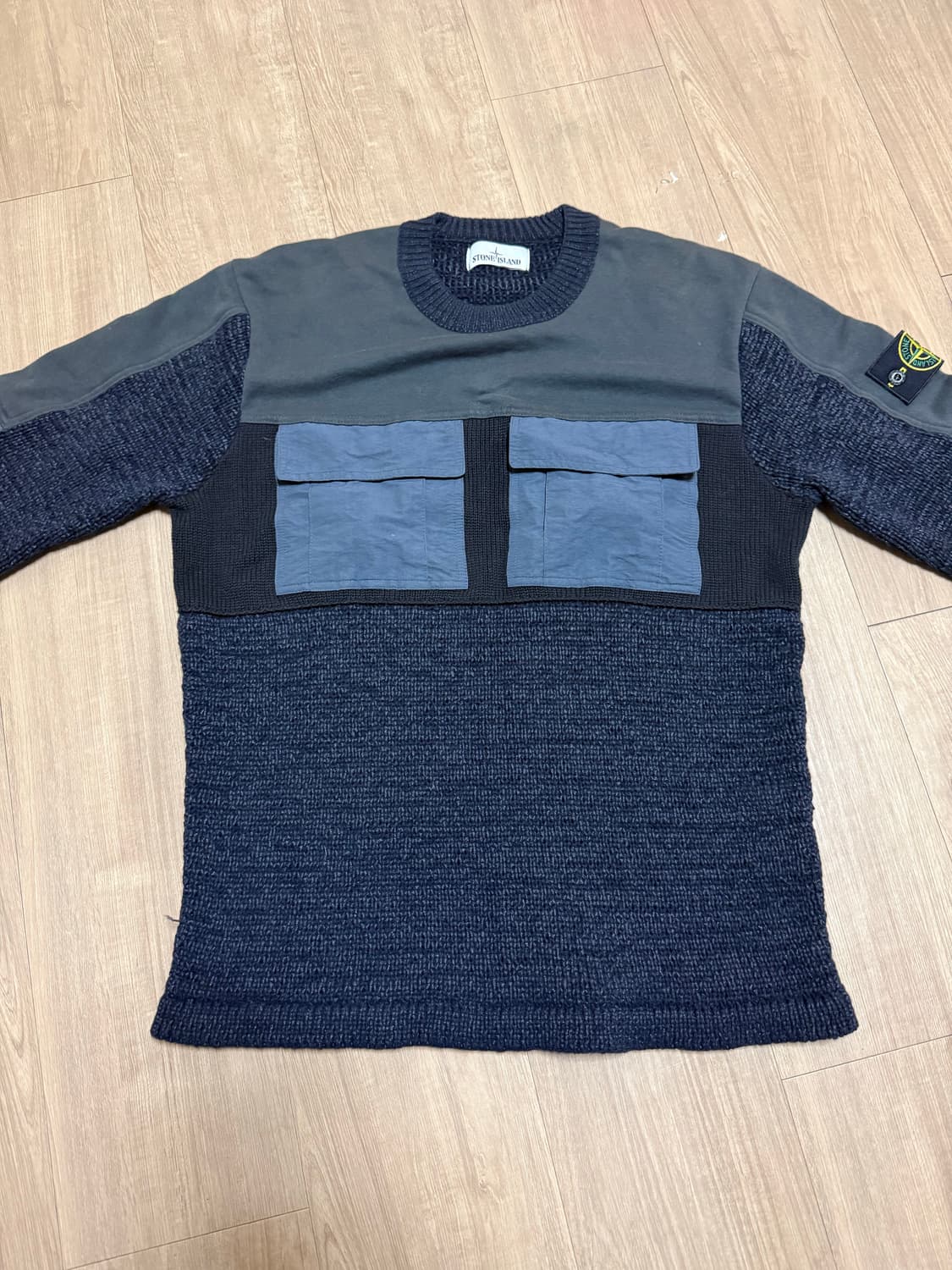 Stone Island 18FW Panelled Crewneck Knit 상품이미지1