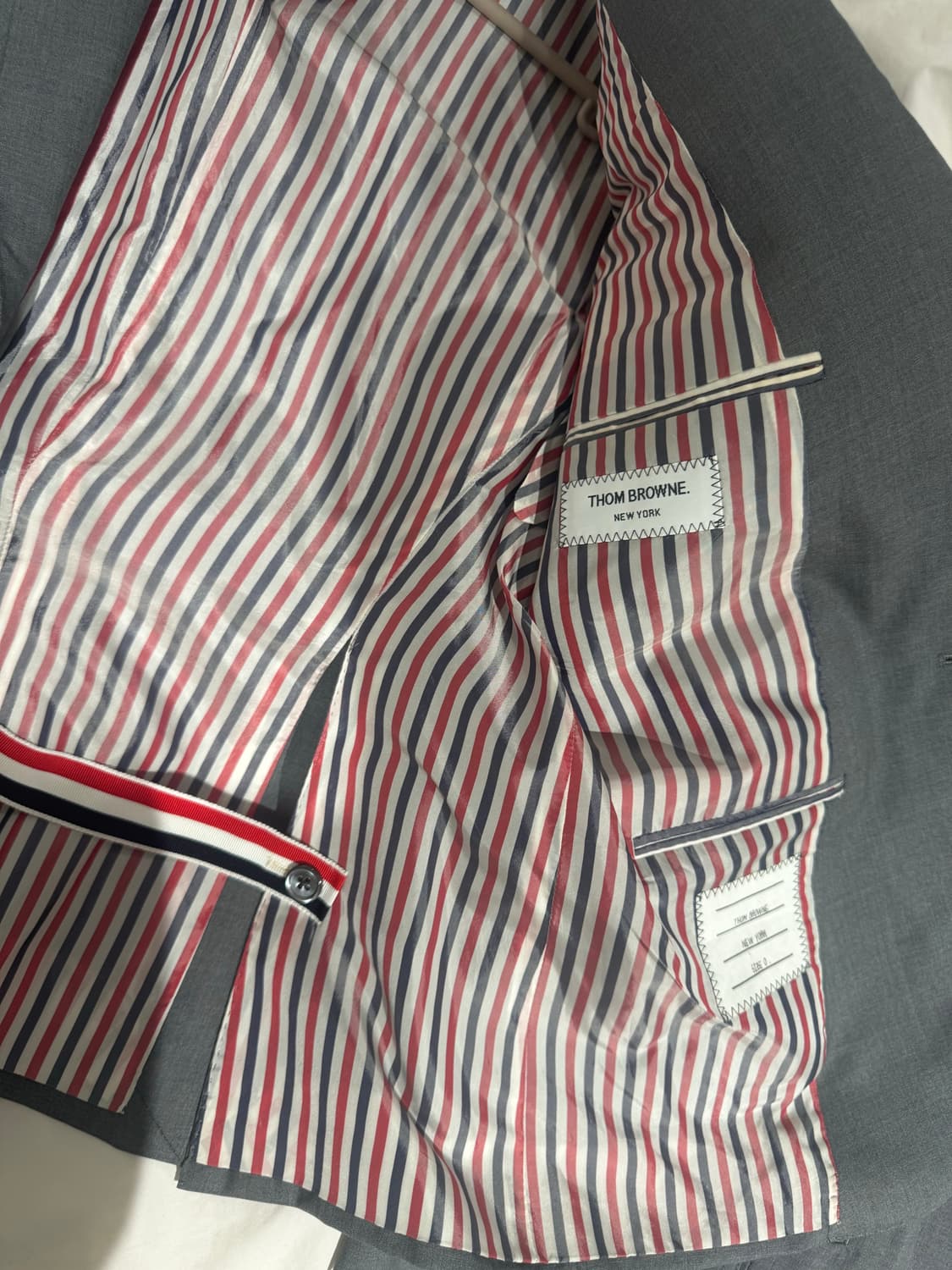 톰브라운 수트 셋업 상품이미지3