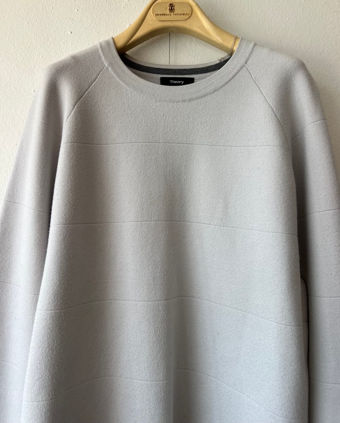 띠어리 남성 연그레이 라운드니트 
 상품이미지2