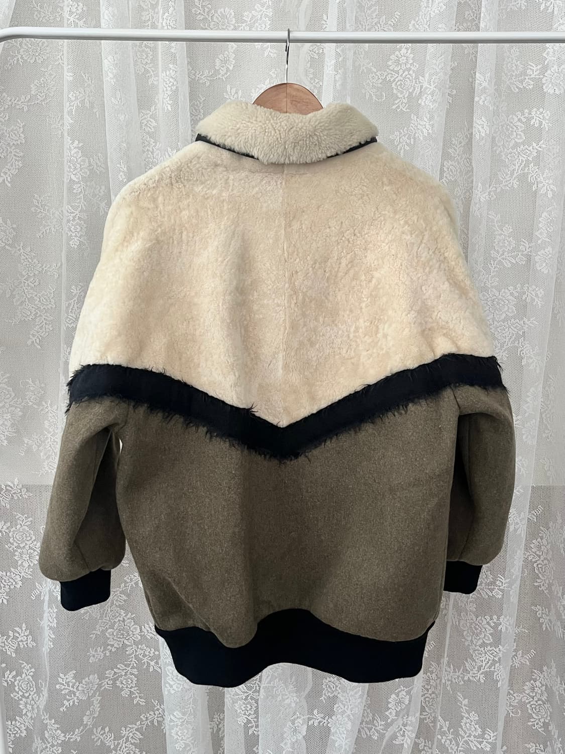 82-94-160) 한섬 수입 드로메 DROME 양털 자켓 상품이미지2