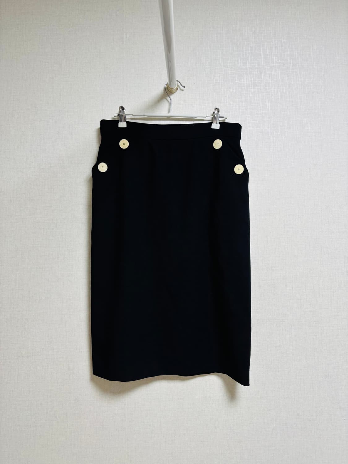 SCADA 에스카다 버튼 포인트 블랙 스커트 상품이미지1