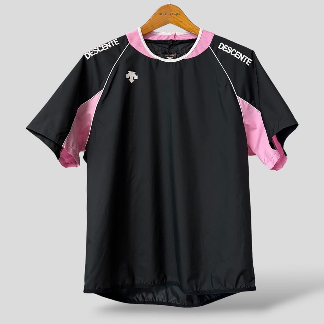 (M)DESCENTE 데상트 트레이닝 웜업 반팔 상품이미지1