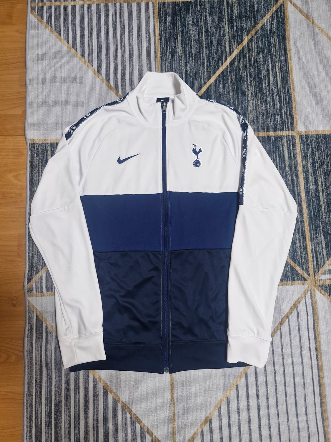 나이키 토트넘핫스퍼 화이트 트랙탑 M 상품이미지2