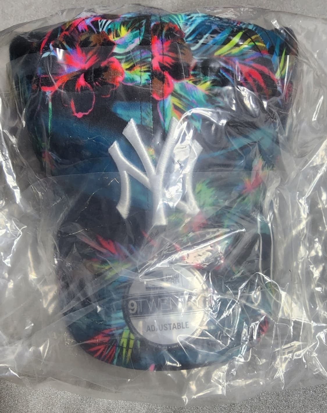 새상품 뉴에라 9TWENTY 플로럴 볼캡 팝니다 (플라워 볼캡) 상품이미지3