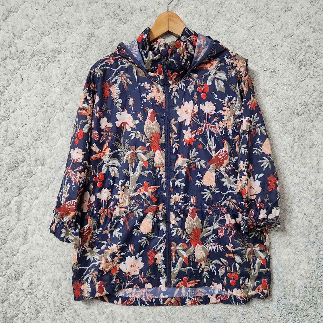 H592 [L] 컬럼비아 여성 바람막이 점퍼
 상품이미지1