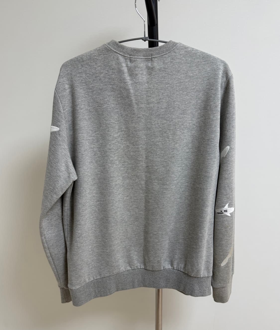 톰브라운 맨투맨 상품이미지2