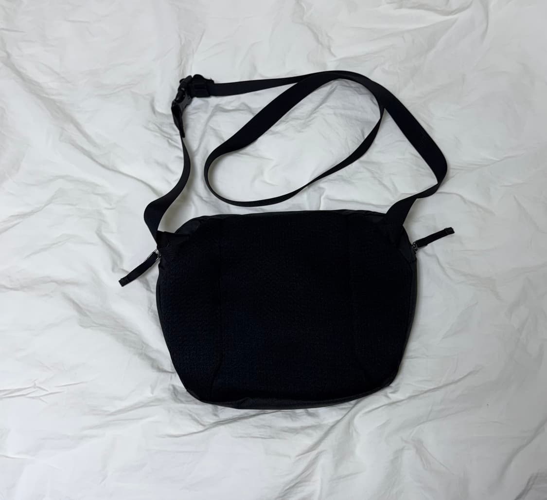 아크테릭스 맨티스 2 웨이스트팩 24K 블랙 상품이미지2