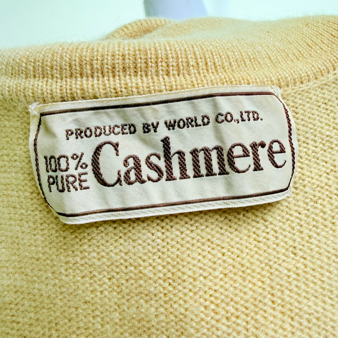 [캐시미어 100%] 레몬 버터색 카라넥 긴팔 니트 상품이미지5