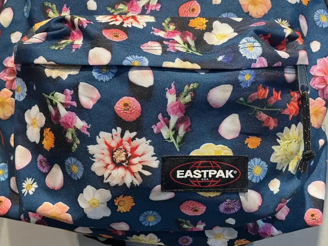 EASTPAK 이스트팩 플로랄 백팩 상품이미지2
