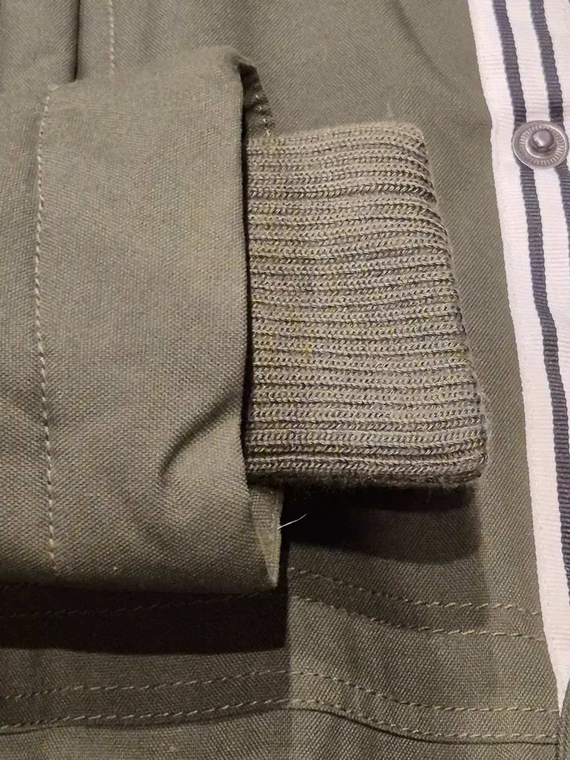 [95] 아디다스 오리지널 덕다운 파카 카키 상품이미지5