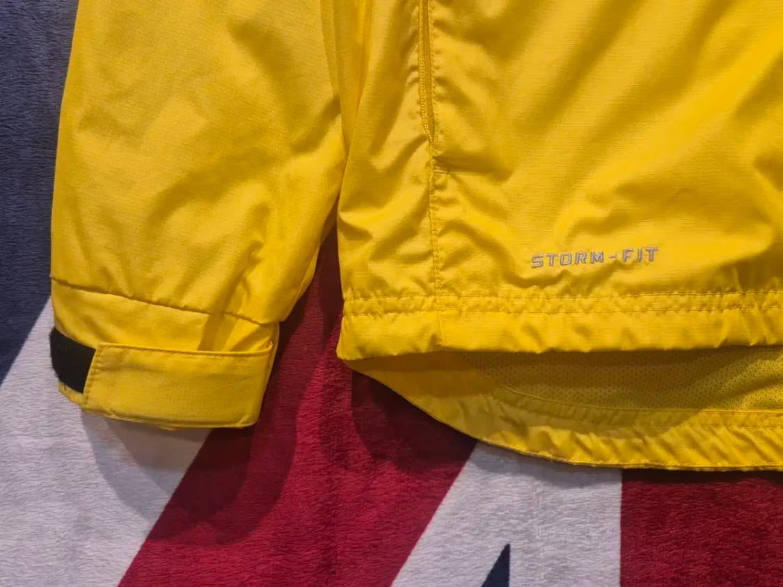 [여성55~66] 나이키 스톰핏 AS 바람막이 자켓 옐로우 상품이미지4