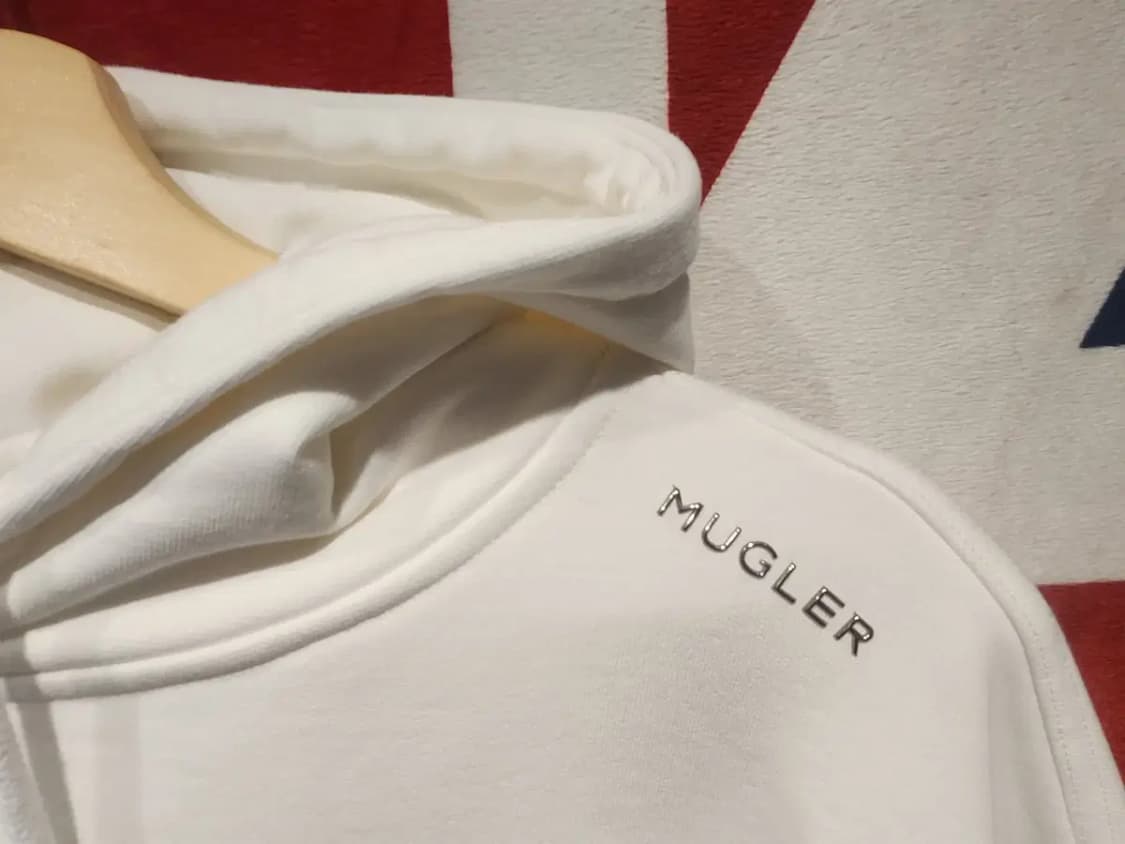 [여성~55] 뮈글러 X HM 크롭후드 아이보리 상품이미지2